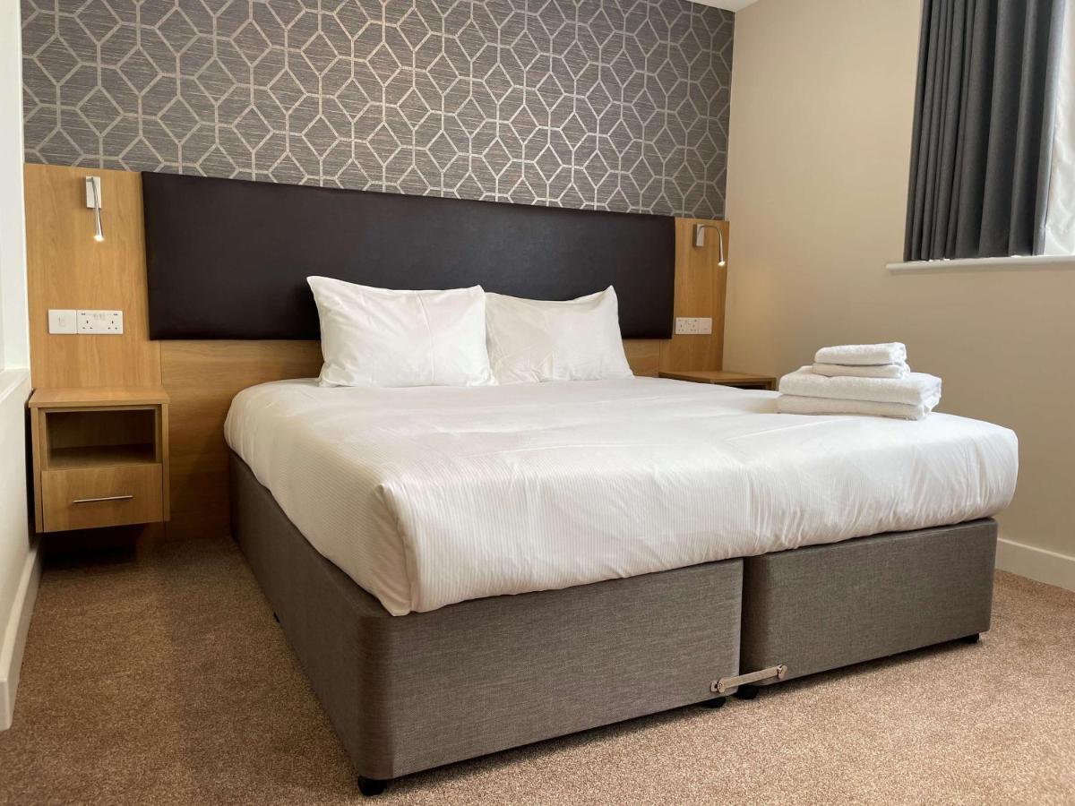 Best Western Northfields Ealing Hotel Лондон Экстерьер фото