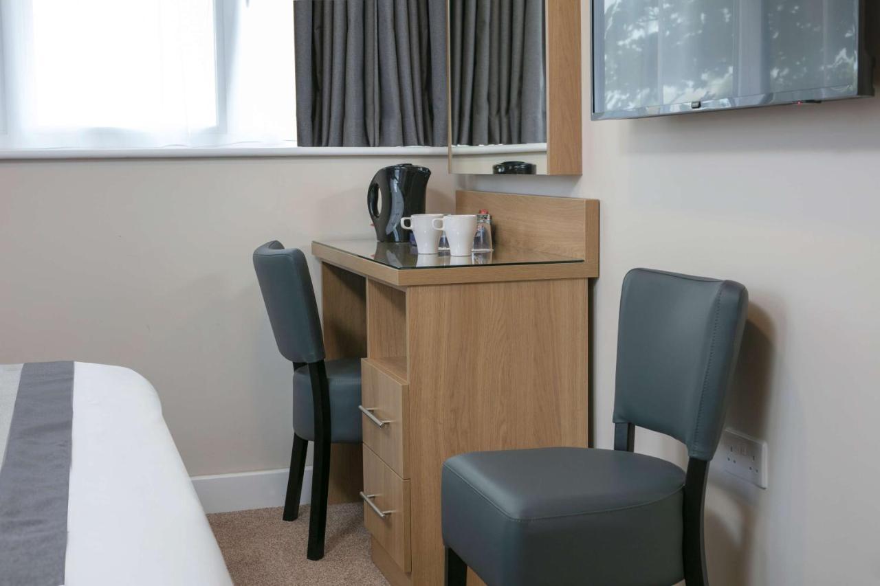 Best Western Northfields Ealing Hotel Лондон Экстерьер фото