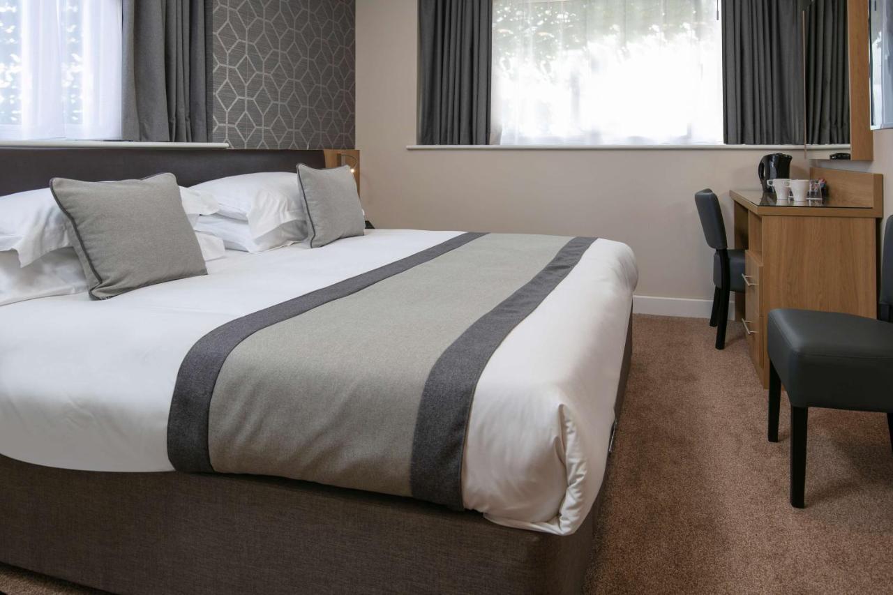 Best Western Northfields Ealing Hotel Лондон Экстерьер фото