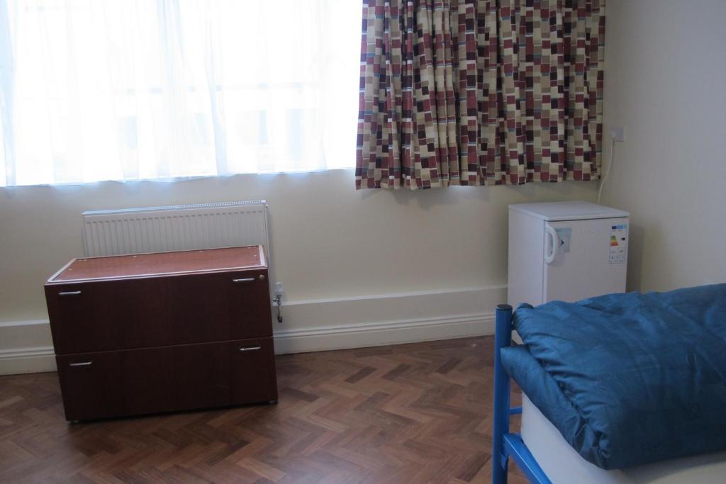 Best Western Northfields Ealing Hotel Лондон Экстерьер фото